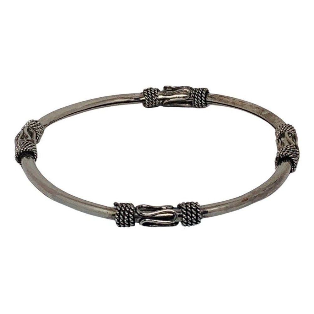 Vintage Crown Filigree Swirl Silver Tone Bangle Bracelet Size 8in
